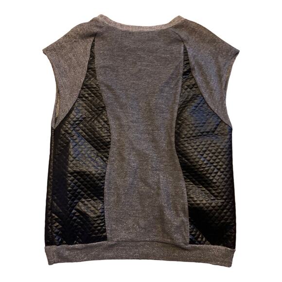 Astr woman small black casual cap sleeve tank gray faux leather quilted grunge e - Picture 8 of 8